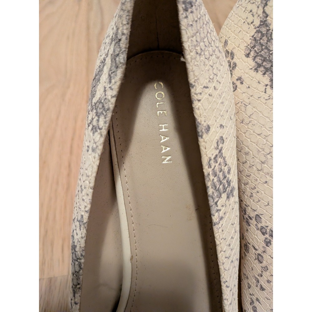 Cole Haan Grand Womens 9.5B Snakeskin Embossed Leather Block Heel Pumps Cream - Picture 8 of 9